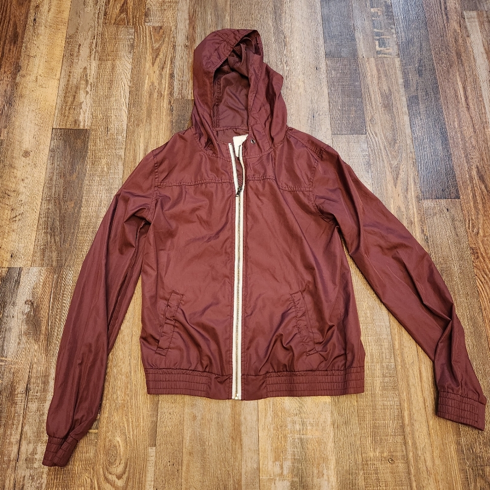 Zine Maroon Windbreaker
